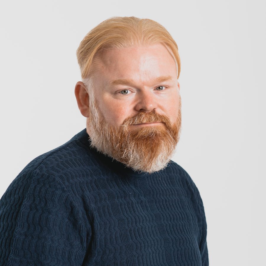 Ari Huusko, Hienox Oy:n business coach.